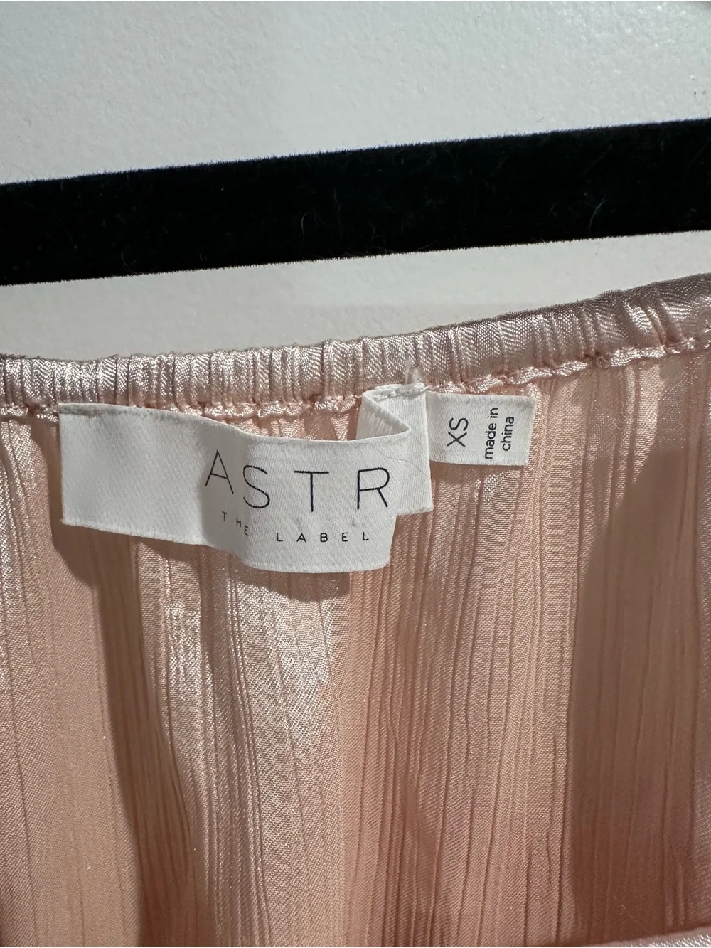 ASTR Blush Pink Square-Neck Satin Puff-Sleeve Top